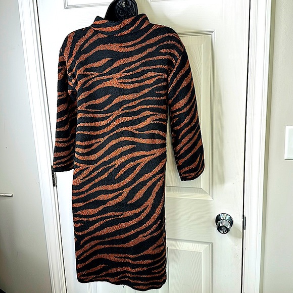 Leopard print, Sis?!!!! He will stand out in this ensemble. This is fitted for u - Picture 11 of 12